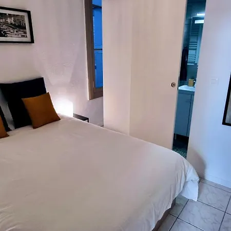 Le Montmorency 35 Authentique Centre Historique Climatisation Apartment Sete