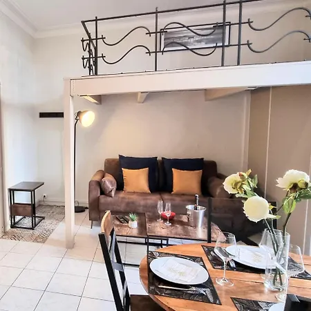 Apartment Le Montmorency 35 Authentique Centre Historique Climatisation